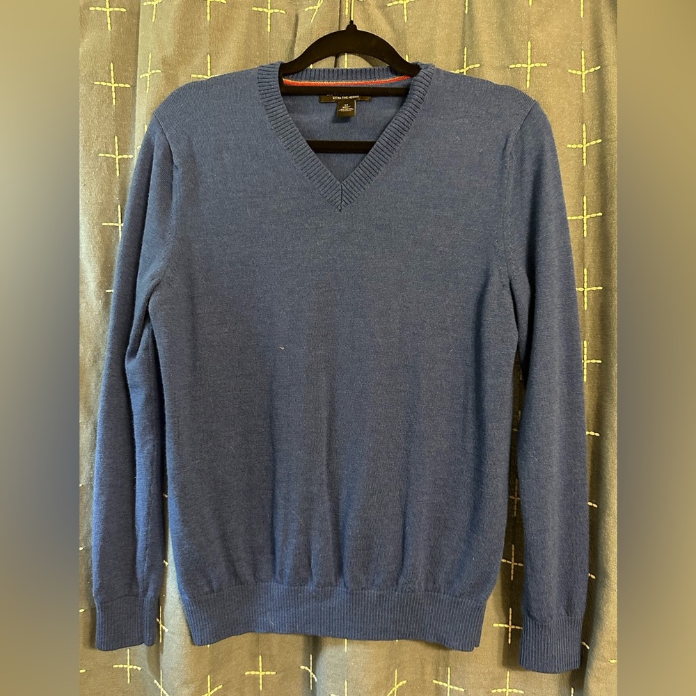 Banana Republic Extra Fine Merino V-Neck Sweater